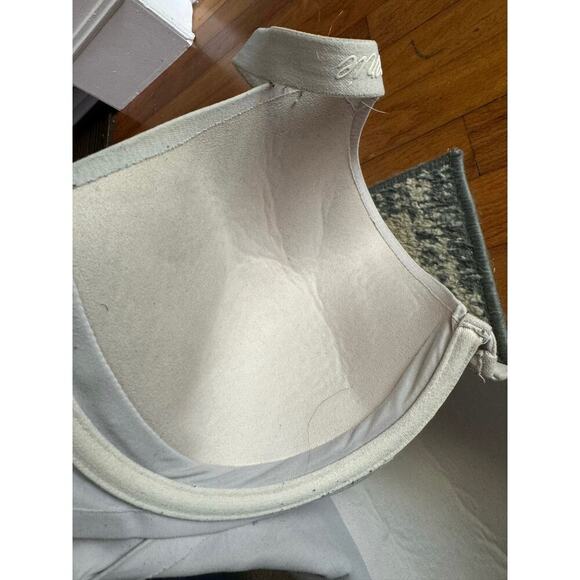 Aerie smoothez full coverage bra in bone color size 36D - Picture 5 of 6